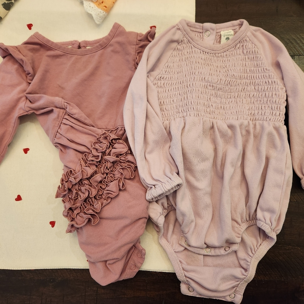 12-18m Kate Quinn & ruffle butts outfit bundle of 2